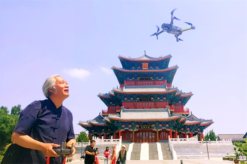 6月14日,宗增顺用无人机记录大运河畔的美景。鲁萍摄