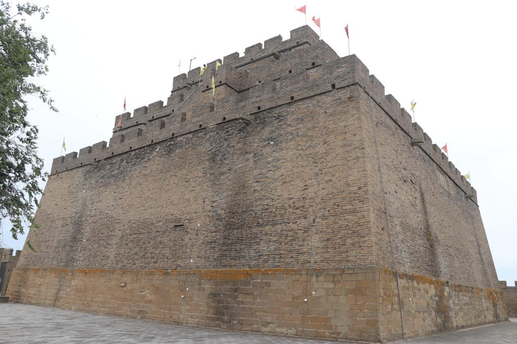 榆林镇北台为什么被称为“万里长城第一台”?“打卡中国”参访团一探究竟_fororder_图片31